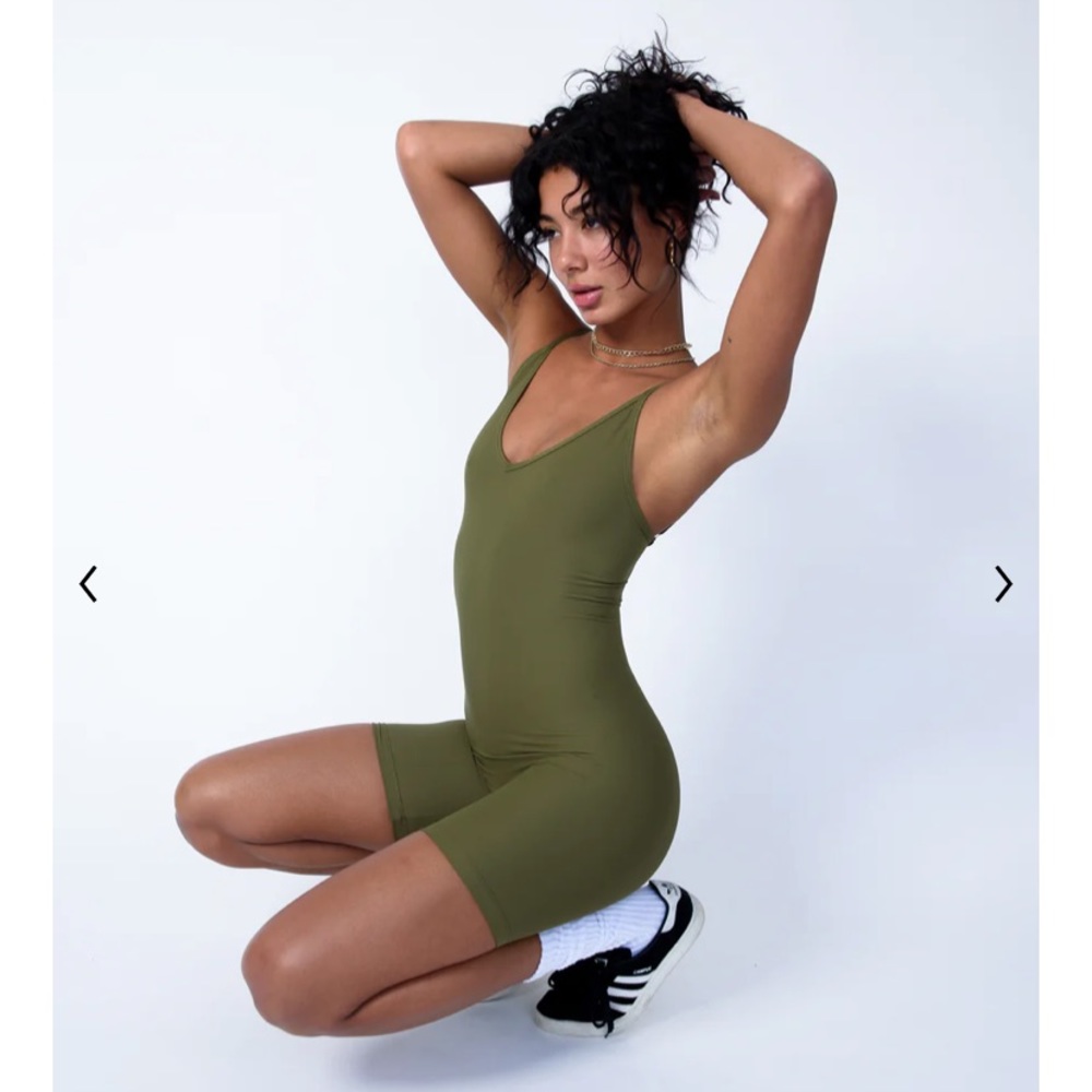 Skatie Sydne Bodysuit in Palm